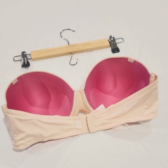 PINK Victoria's Secret Light Pink Strapless Bra - Picture 3 of 11